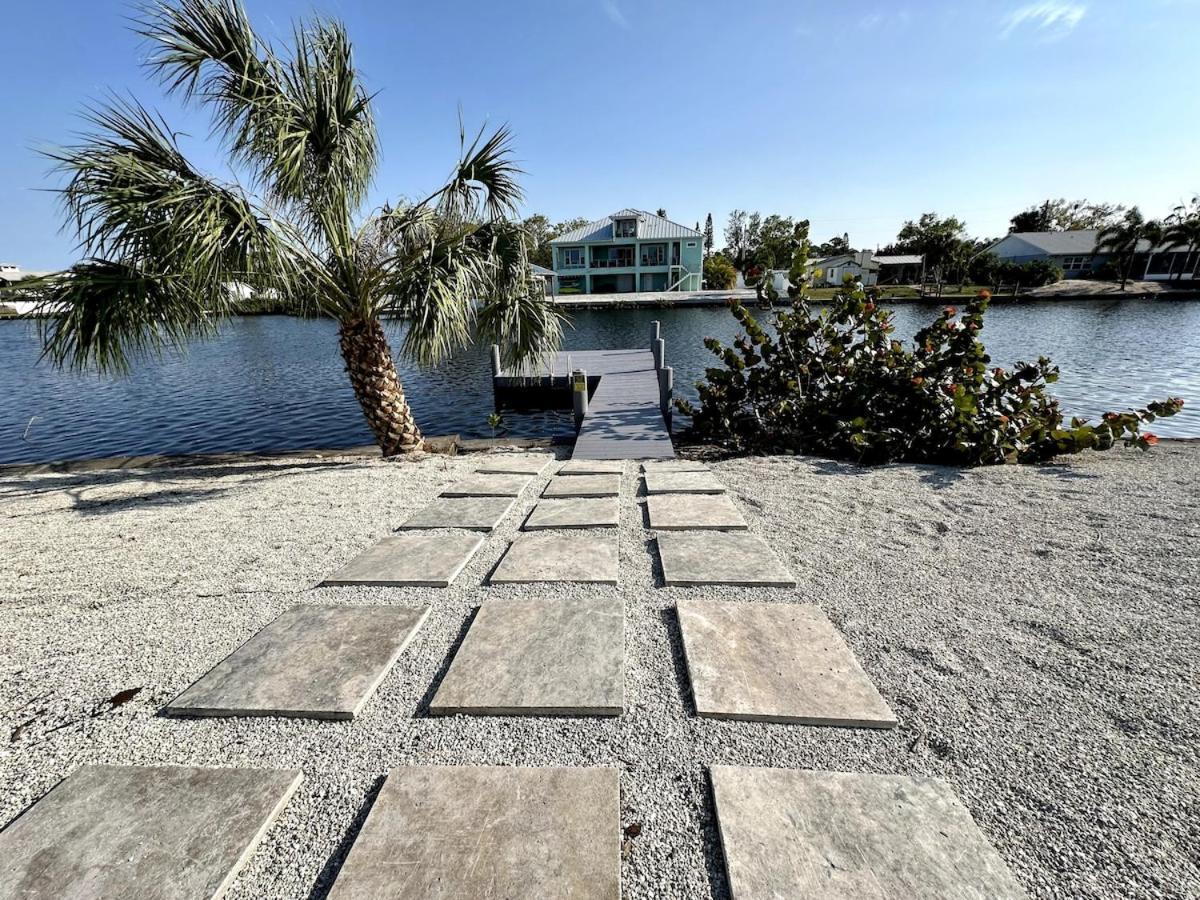 Blue Heron House, Private 4 Bedroom Waterfront W Heated Pool And Fire Pit Ruskin Extérieur photo
